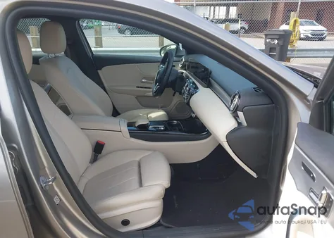 2020 Mercedes-Benz A 220 из США, поврежденный, VIN W1K3G4EB3LJ205021